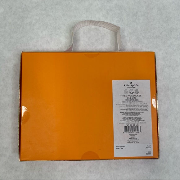 KATE SPADE Three-Pack Sock Baby Gift Set - Picture 5 of 8